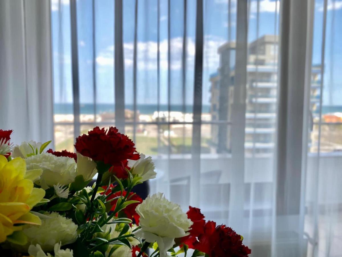 Apartament Summerland Mamaia Nord エクステリア 写真