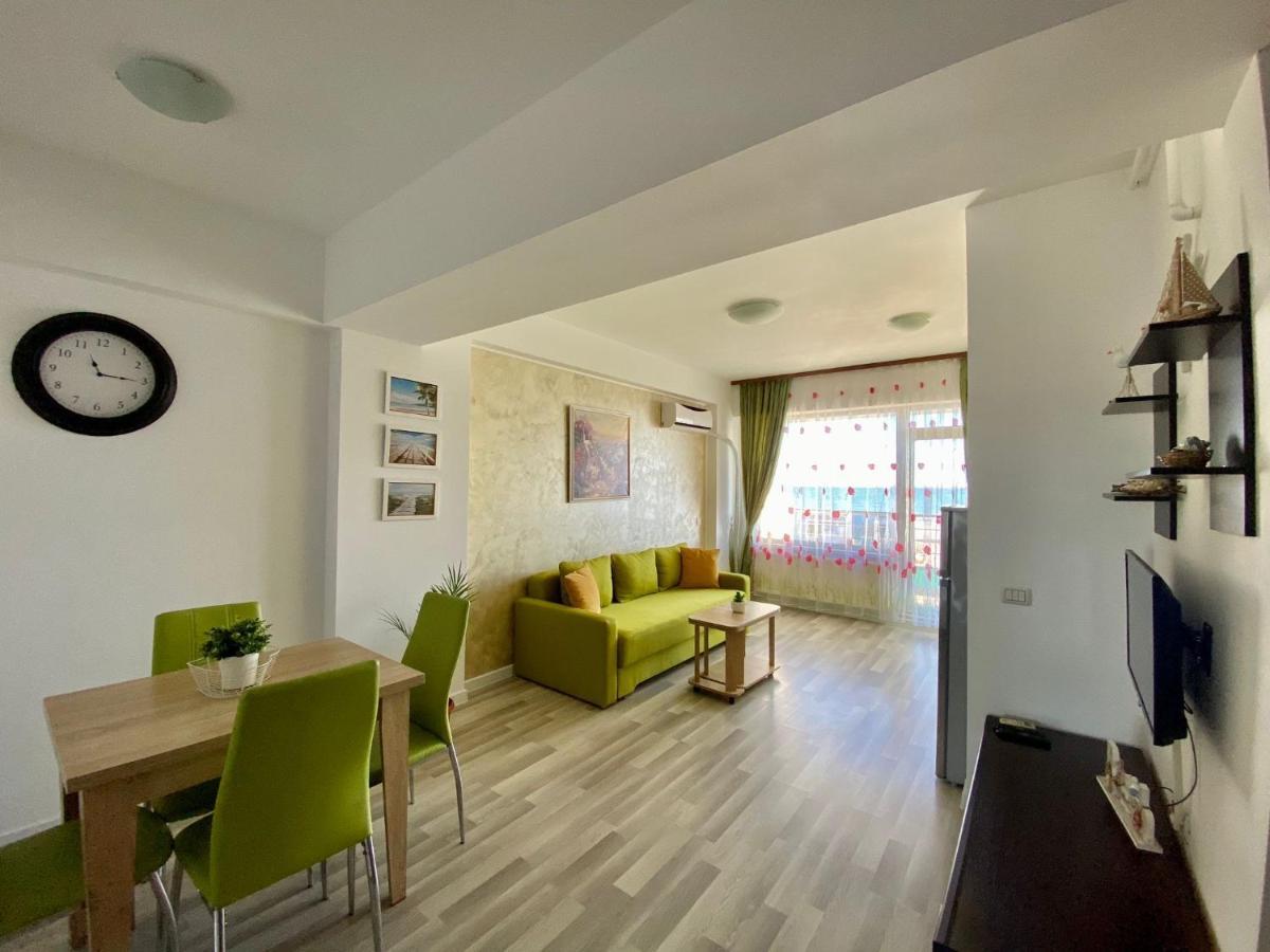 Apartament Summerland Mamaia Nord エクステリア 写真