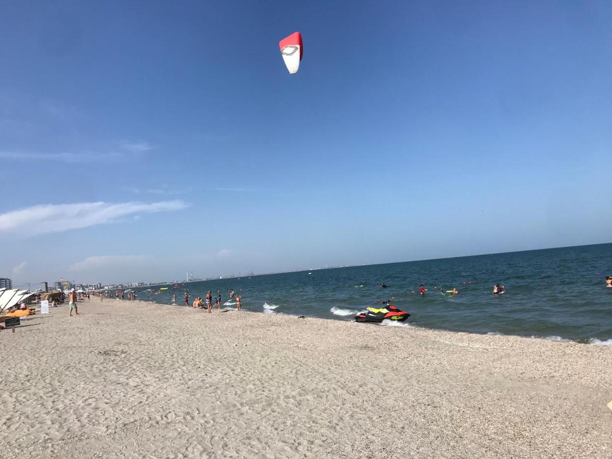 Apartament Summerland Mamaia Nord エクステリア 写真