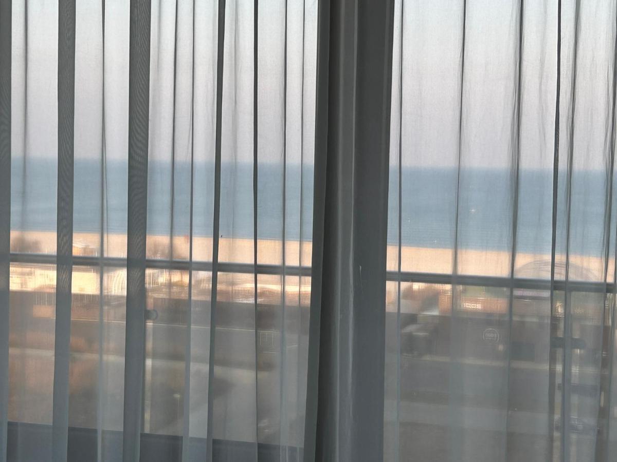 Apartament Summerland Mamaia Nord エクステリア 写真