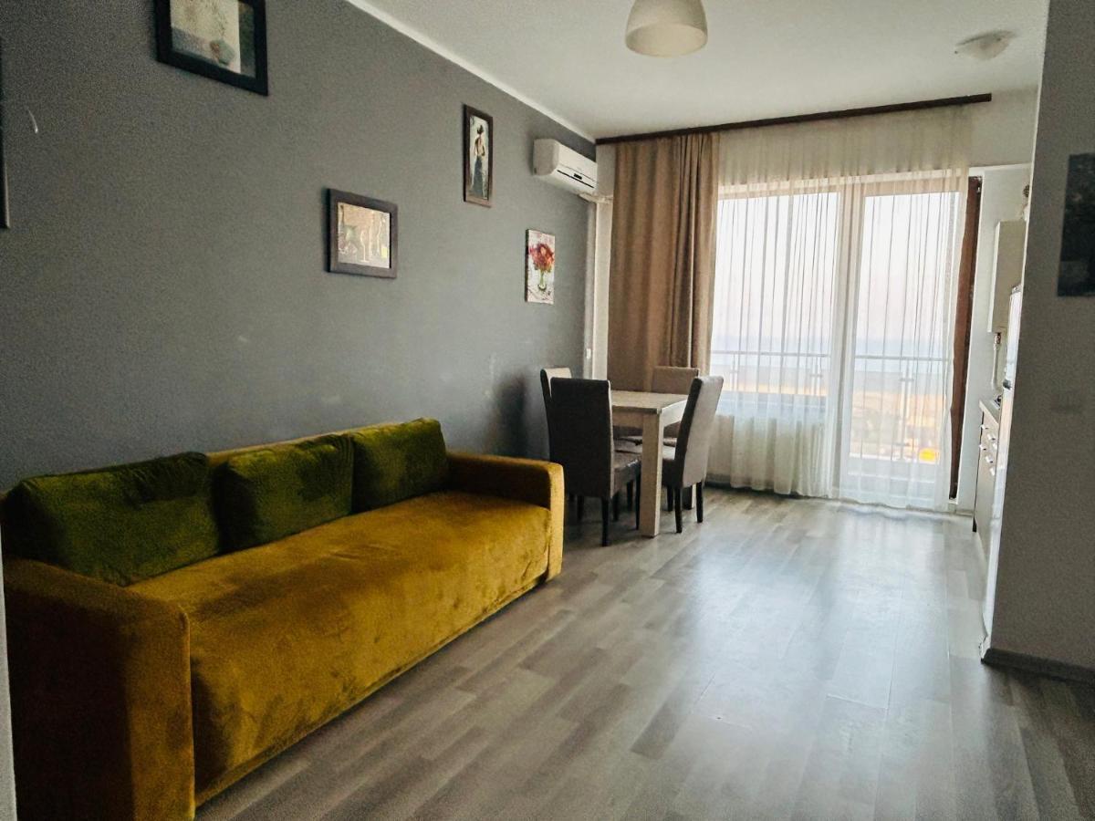 Apartament Summerland Mamaia Nord エクステリア 写真
