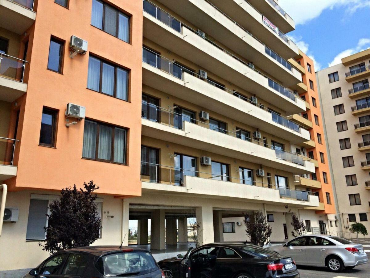 Apartament Summerland Mamaia Nord エクステリア 写真